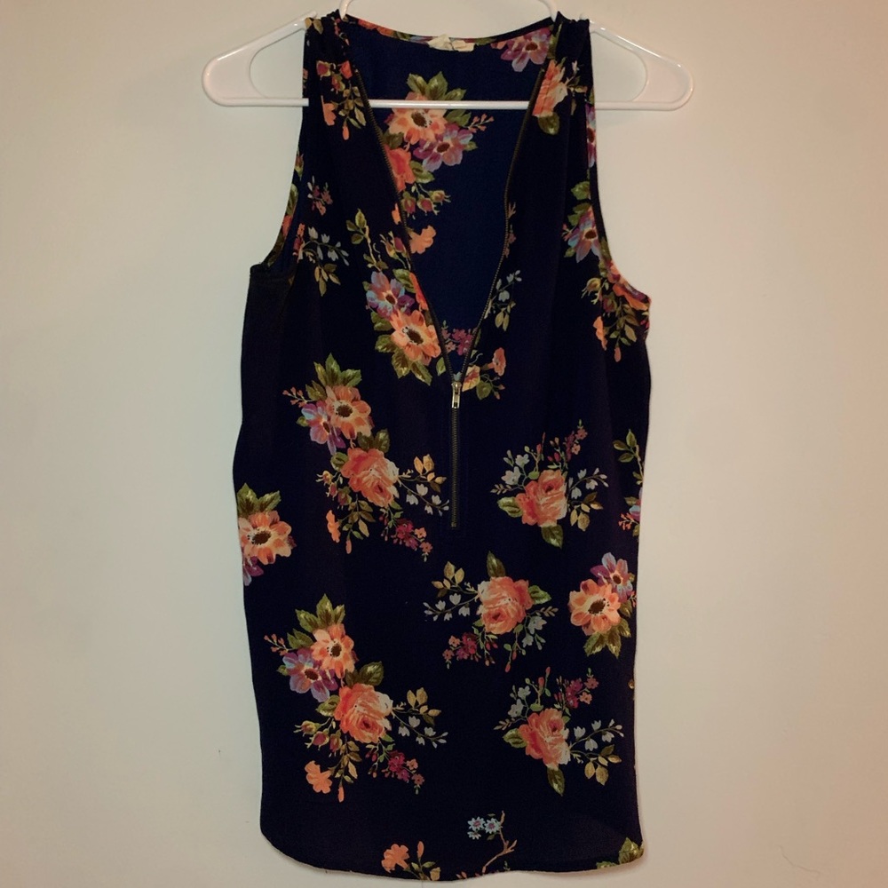 Floral Sleeveless Blouse